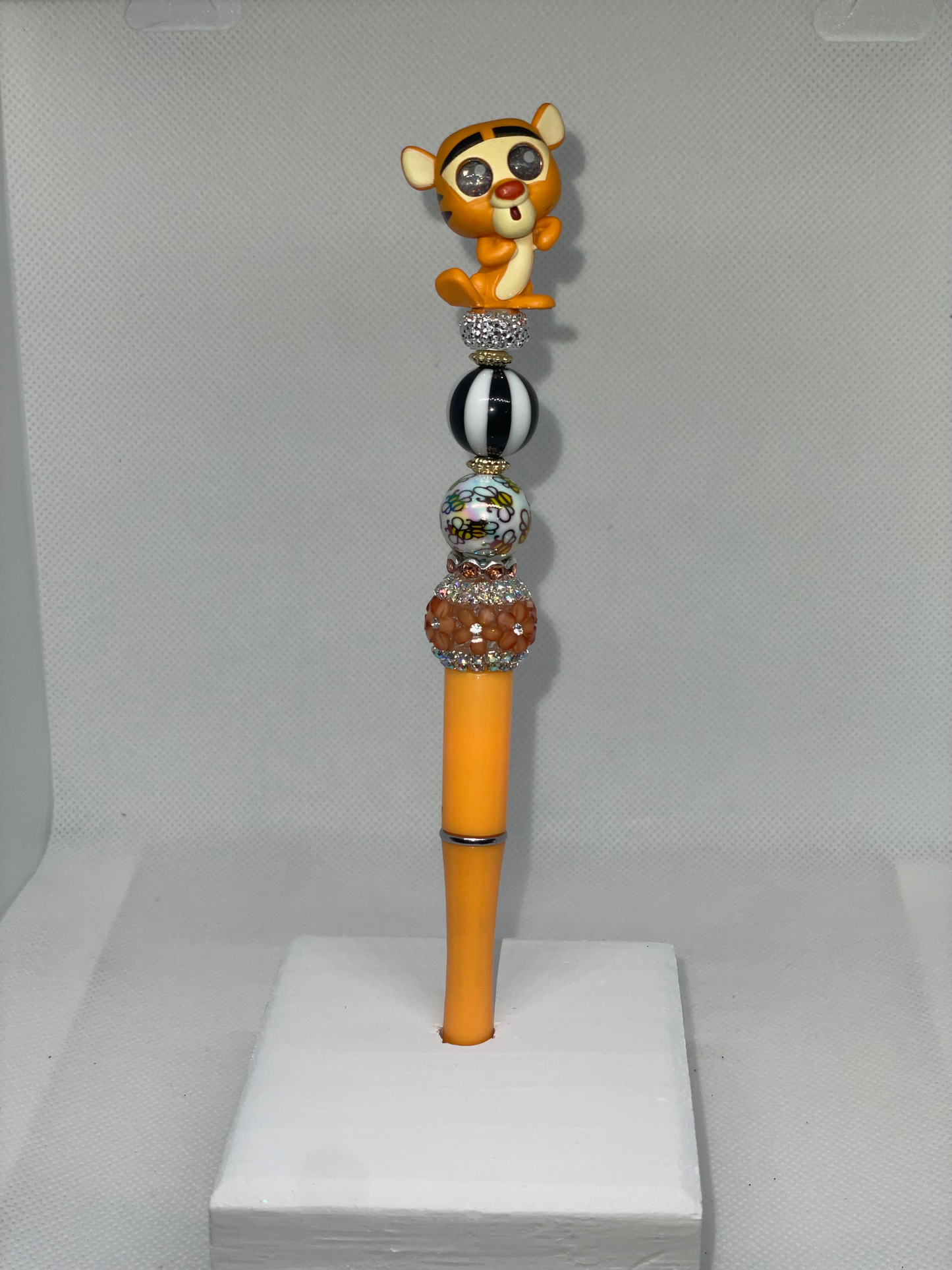 Tiger doorable orange pen