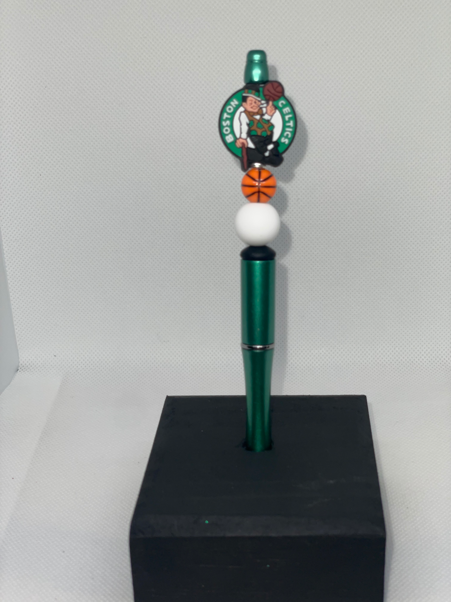 B Celtics green pen