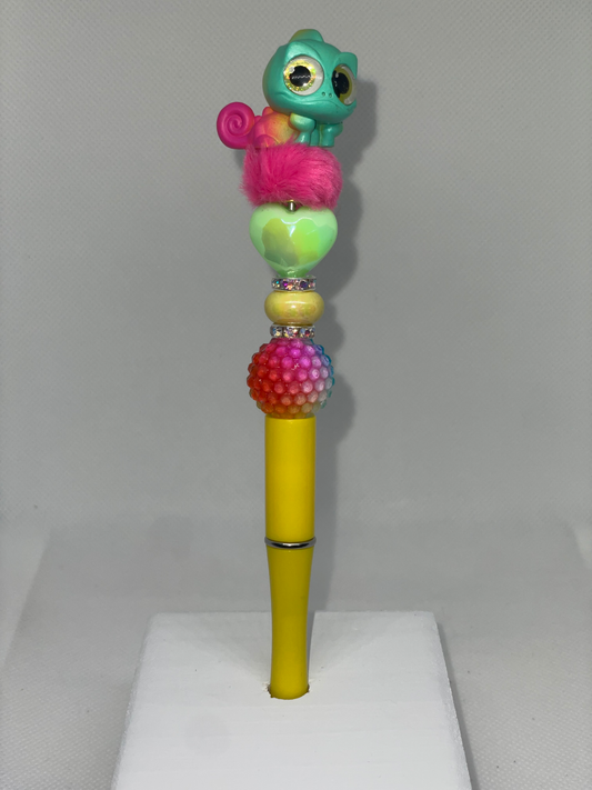 Pascal doorable yellow pen