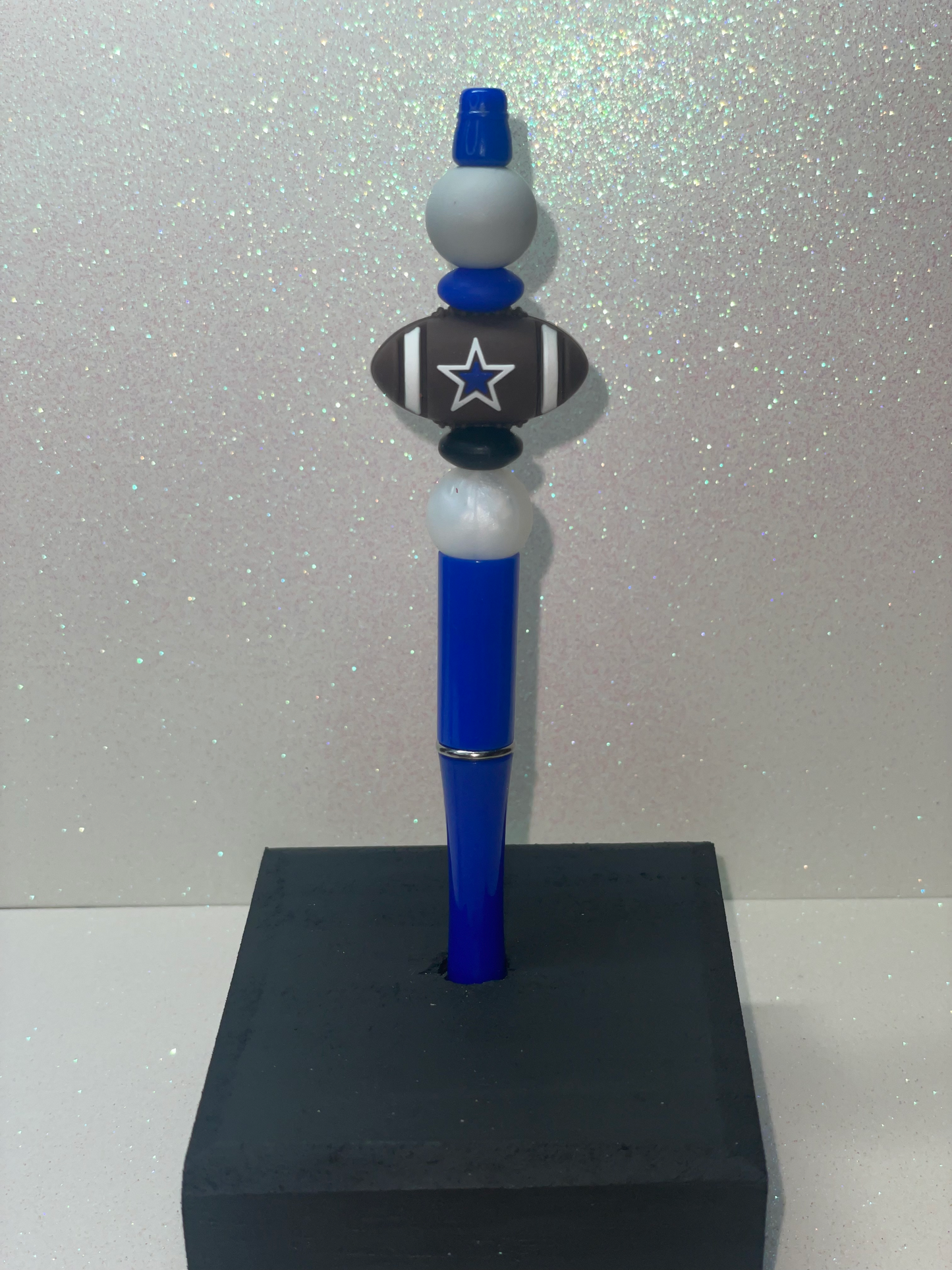 D Cowboys Football blue pen