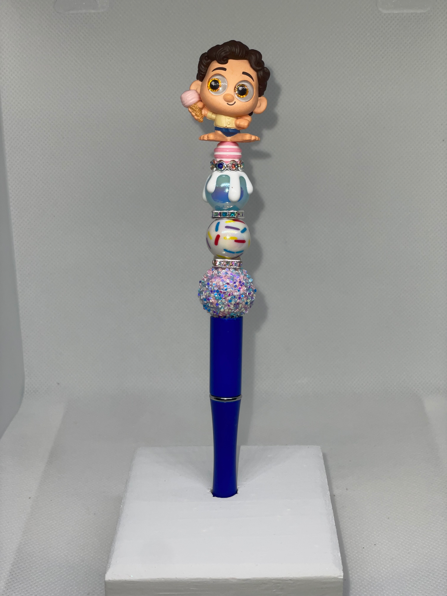 Luca doorable blue pen