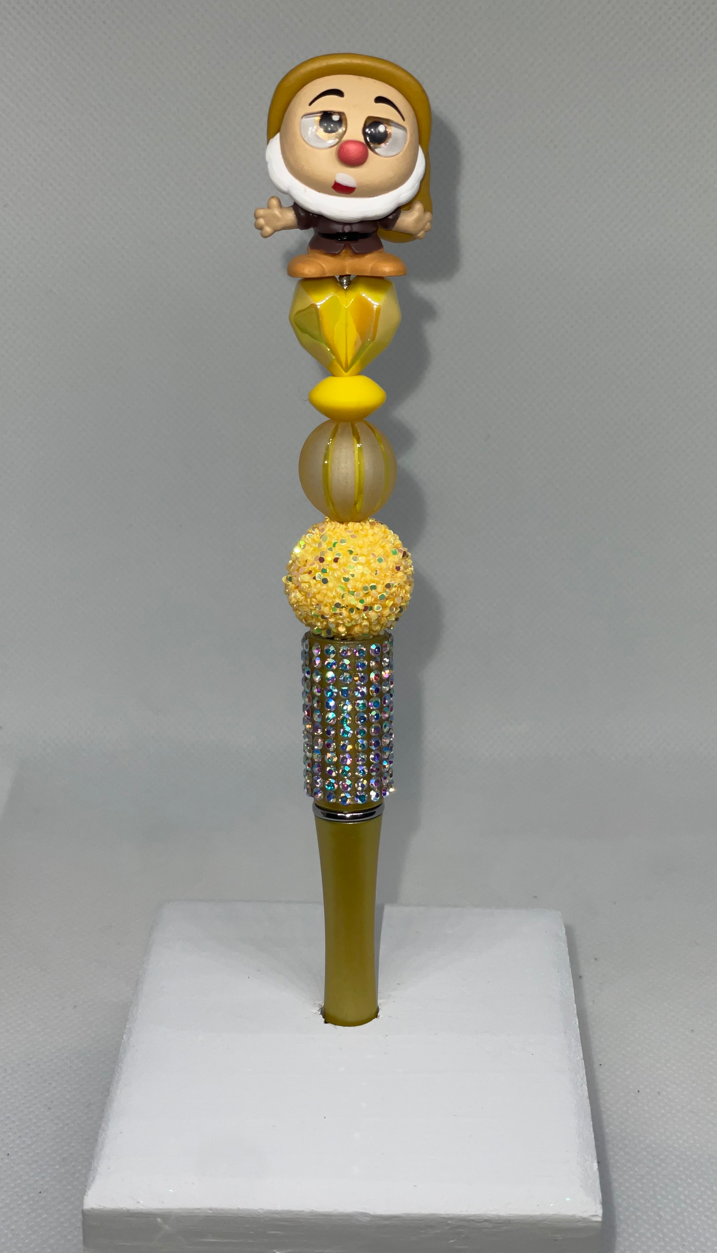 Sneezy doorable rhinestone pen