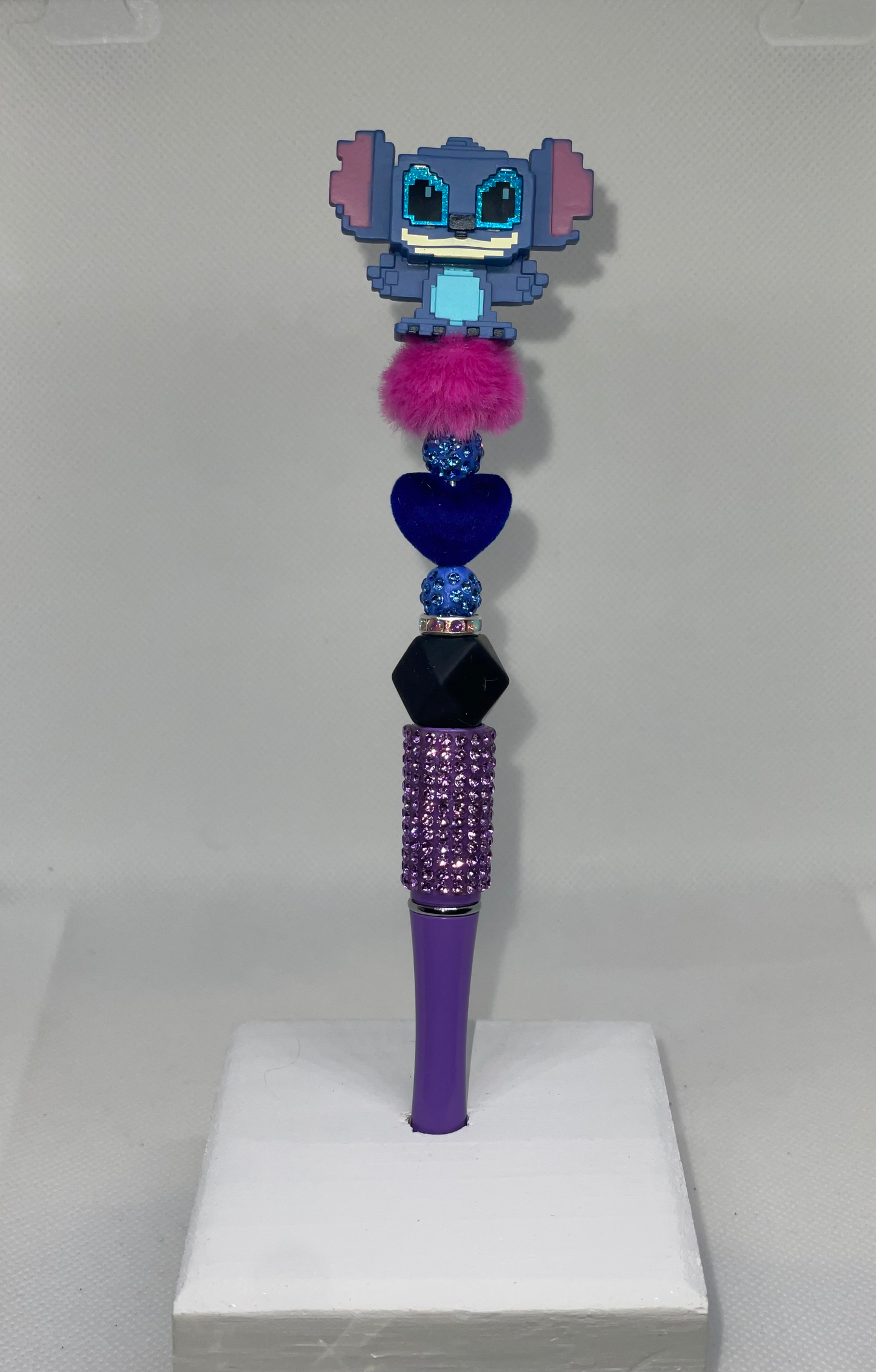 Stitch Pixel doorable rhinestone pen