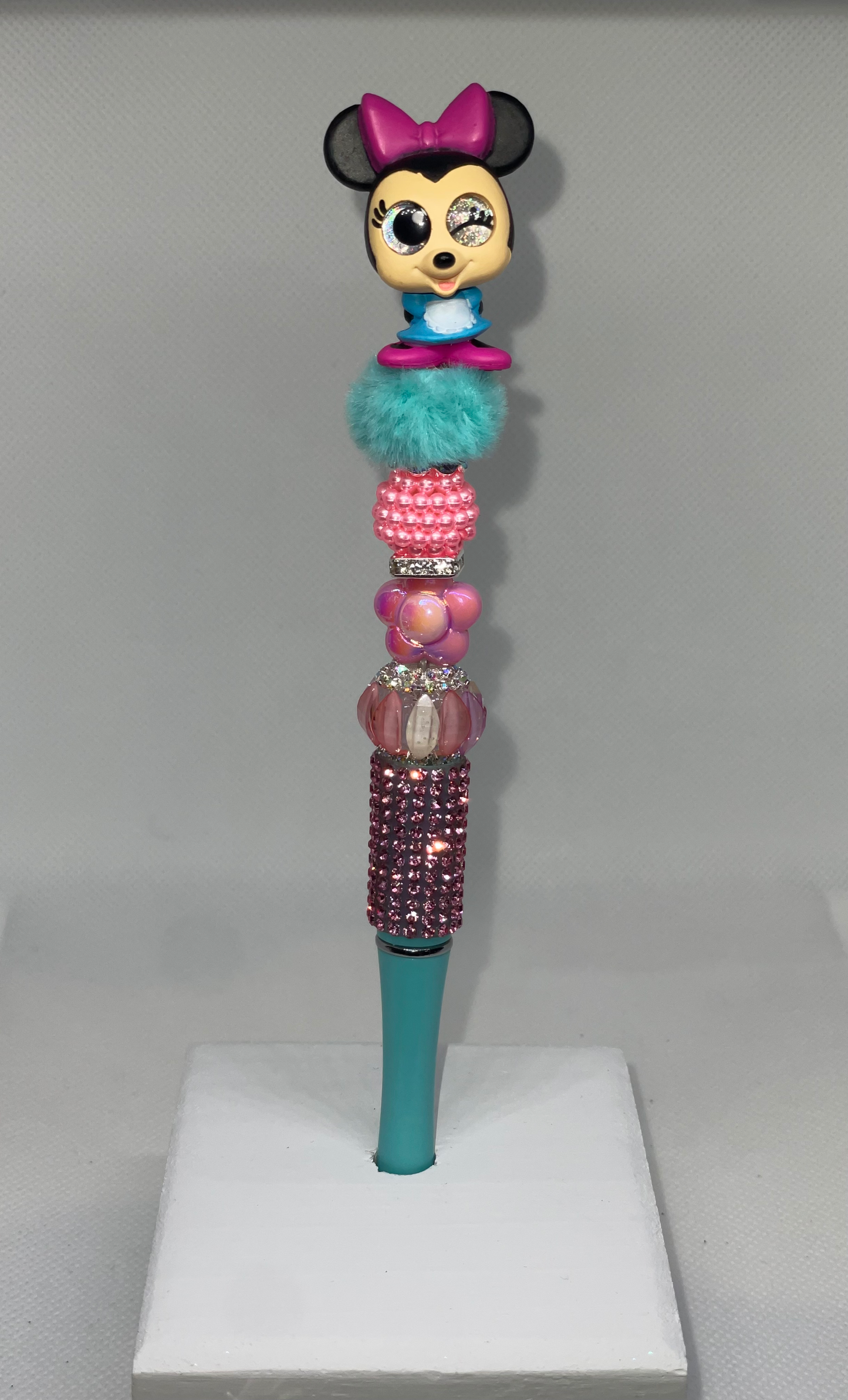 M Mouse doorable turquoise rhinestone pen