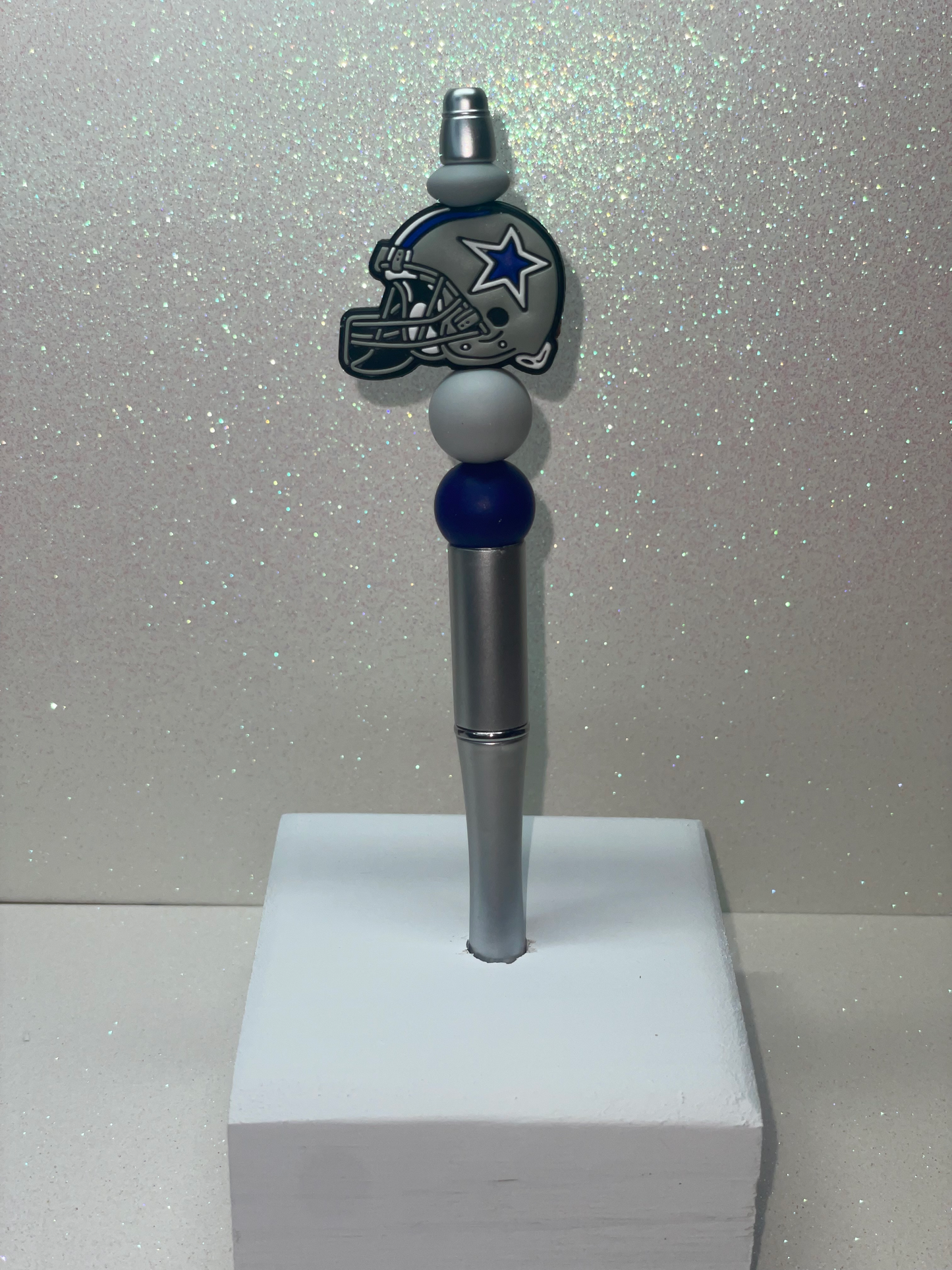 D Cowboys helmet silver pen