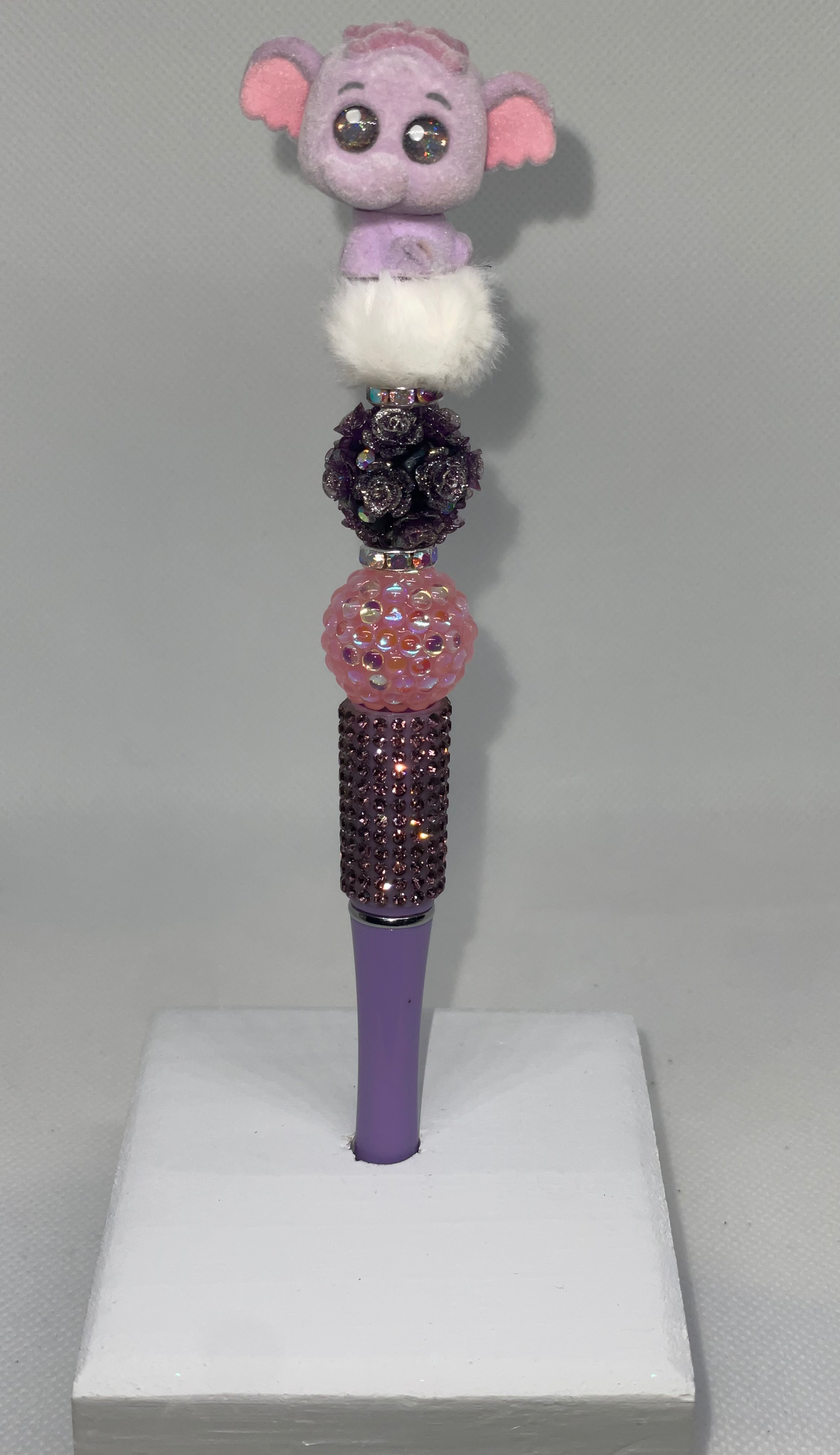 Lumpy doorable rhinestone pen