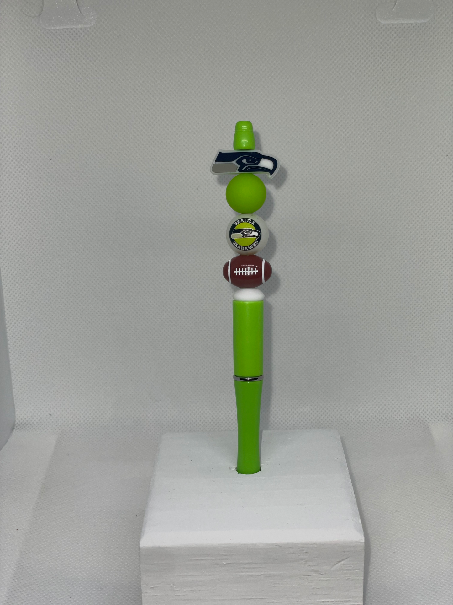 S Seahawks green pen