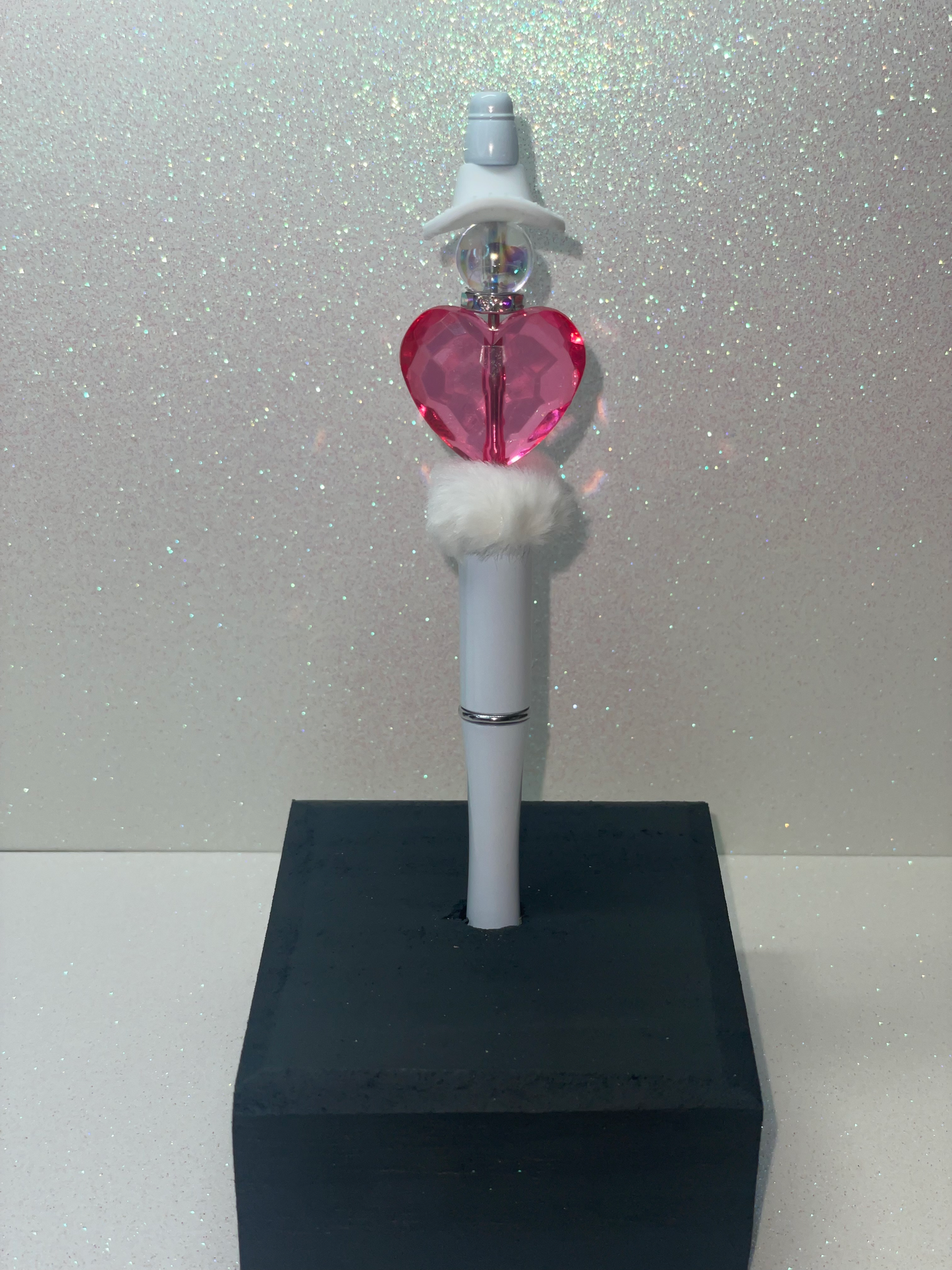 3D Cowboy hat with pink heart