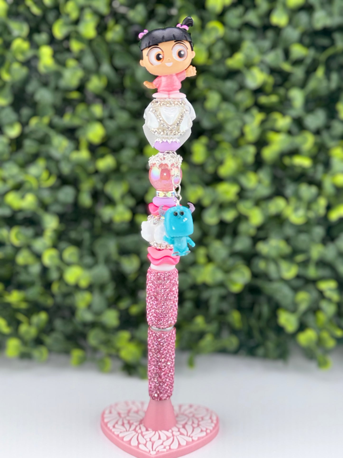 Boo with dangle Sully Pen